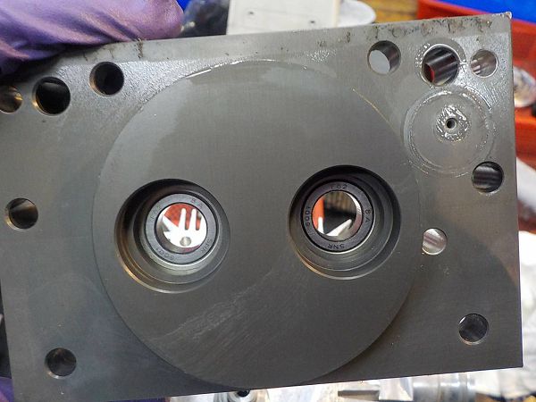 小型 Dry pump維修